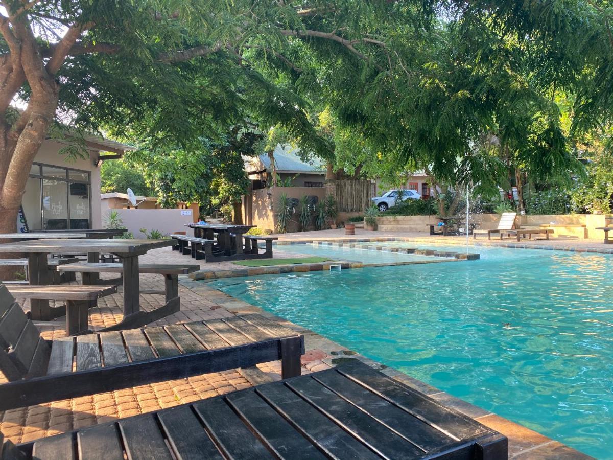 El Roi Guest Lodge White River Esterno foto