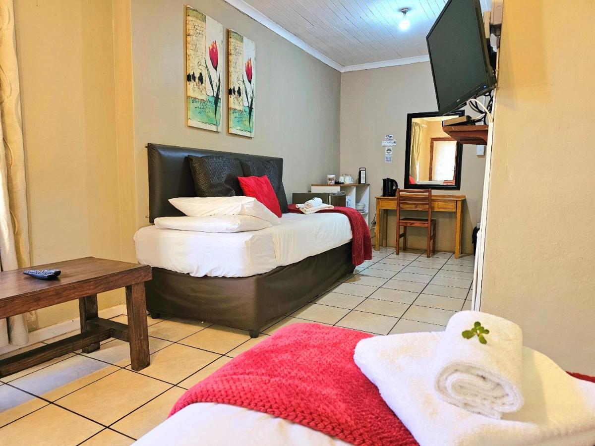 El Roi Guest Lodge White River Esterno foto